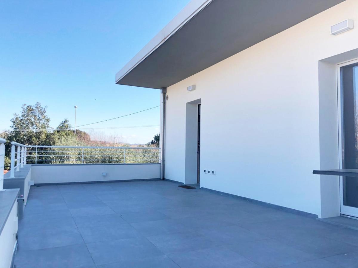 Apartamento Casa Ginevra A Cecina By Zoom In Earth Exterior foto